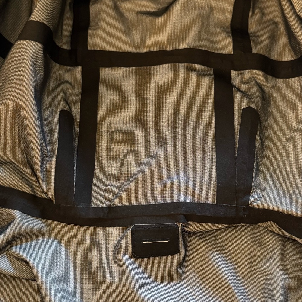 Lululemon Rain Haven Jacket - Picture 12 of 15